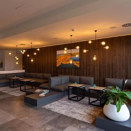 Aparthotel Waterkant Suites Suites 2-43 *